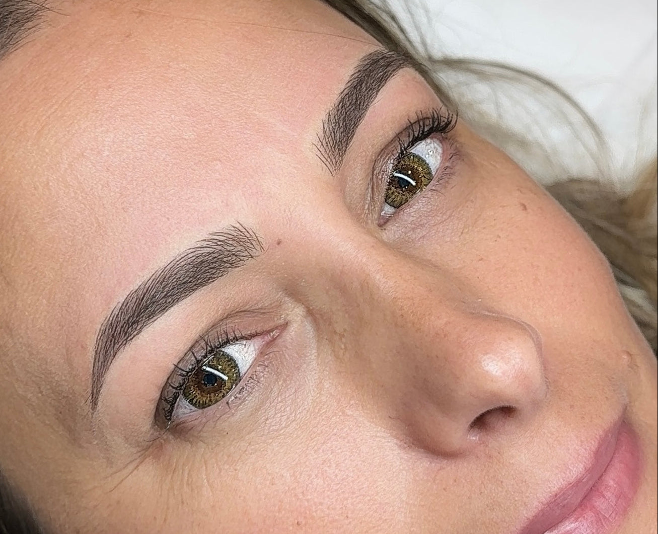 Latin Brows Cejas en Miami