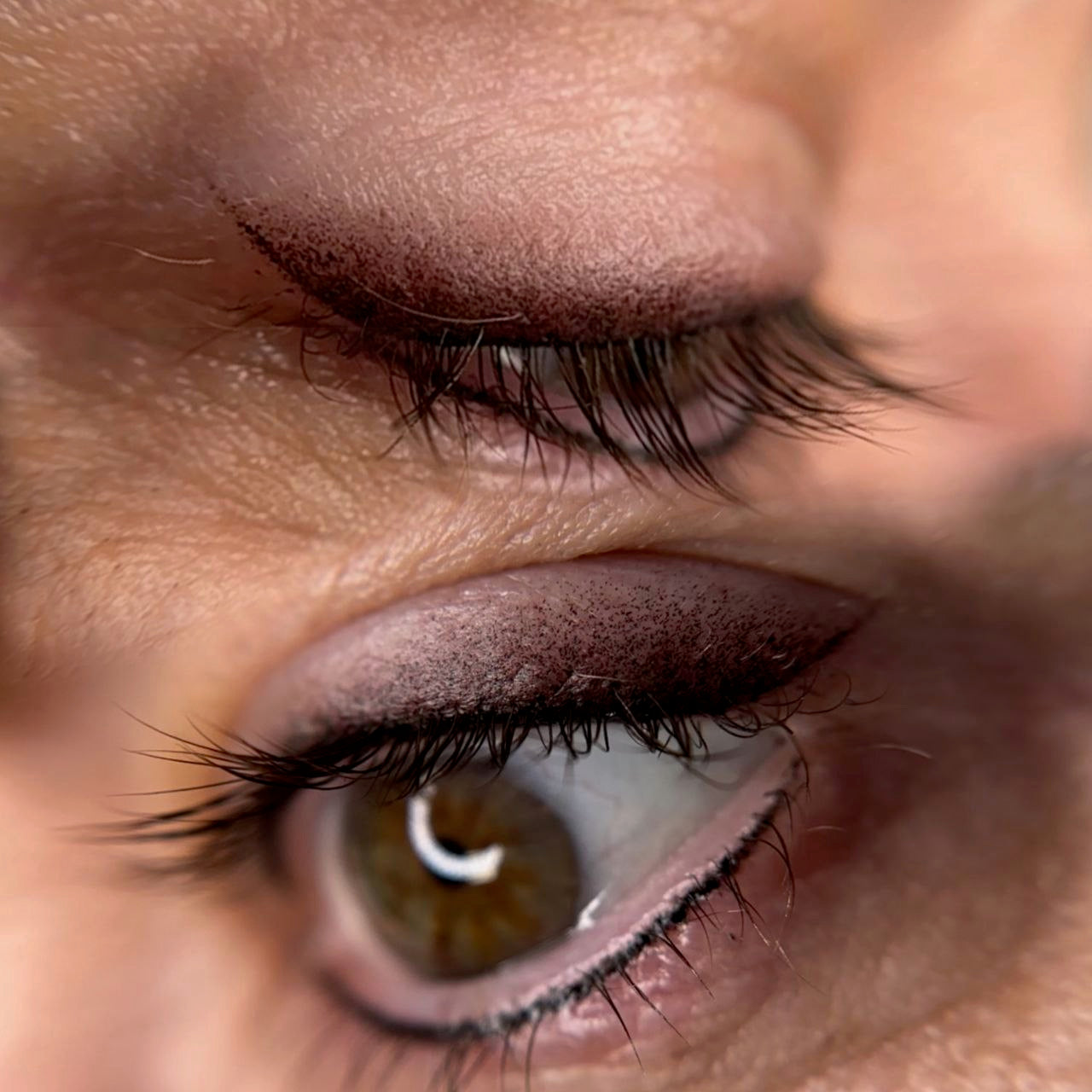 Delineado de Ojos Semipermanente