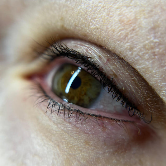 Delineado de Ojo Semipermanente Inferior